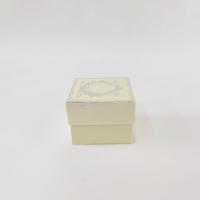 8x8x6 Gümüş Yaldızlı Krem Kutu