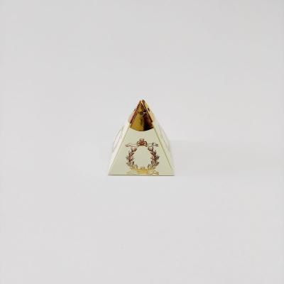 6x6x6 Krem Altın Yaldızlı Piramit Kutu